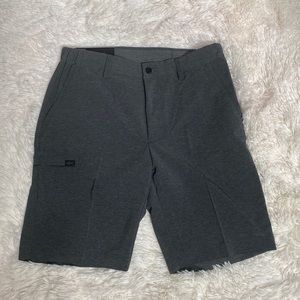 Greg Norman golf performance fabric cargo shorts size 30